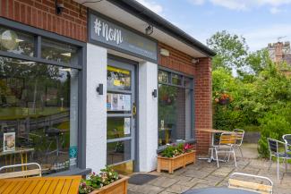 Nom Coffee, Crowle