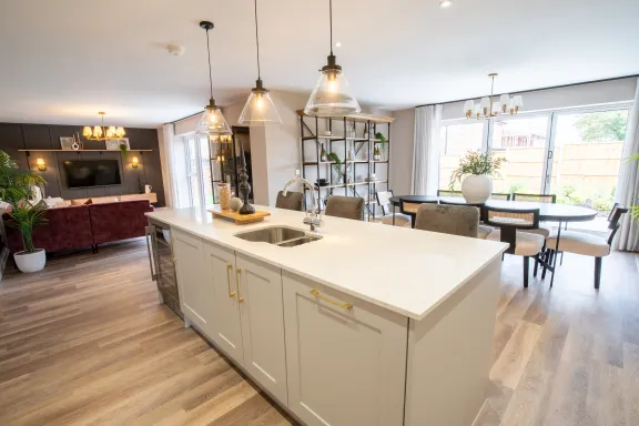 Hanbury kitchen and dining area
