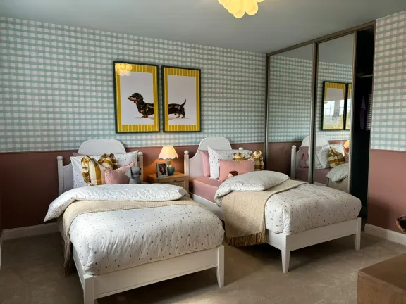 Hanbury Hagley Manor - Children's bedroom