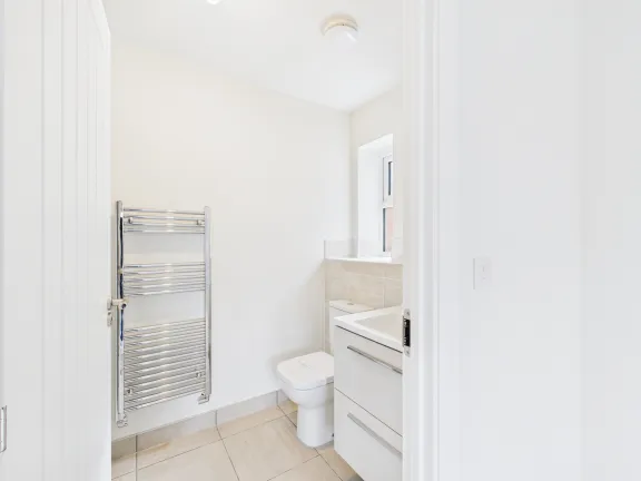 Greyson En Suite
