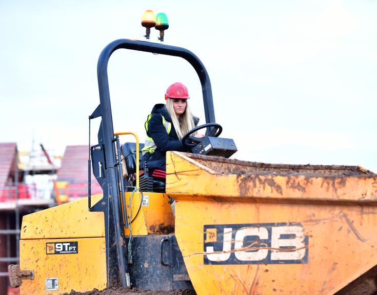 Jess Simms groundworks apprentice